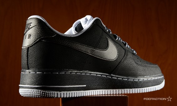 Nike Air Force 1 Low Oreo 06