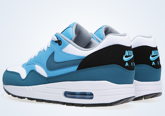 Nike Air Max 1 Essential - Night Factor - Vivid Blue - White - Black