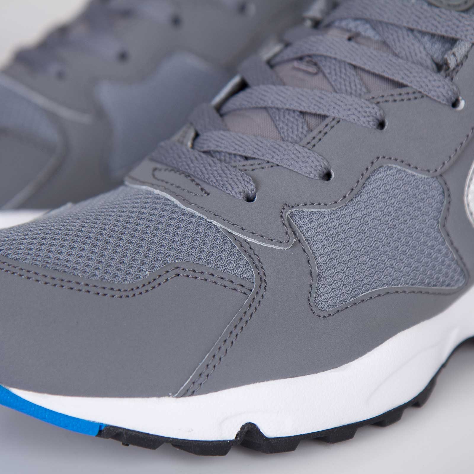 Nike Air Max Triax 94 Cool Grey Photo Blue Crimson 07