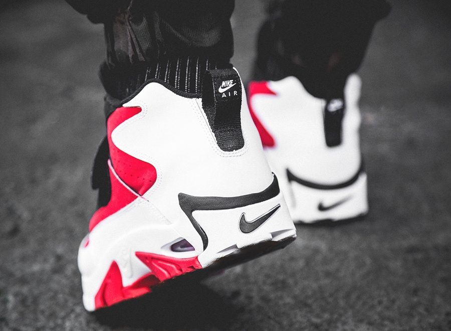 Nike Air Mission Red White Black