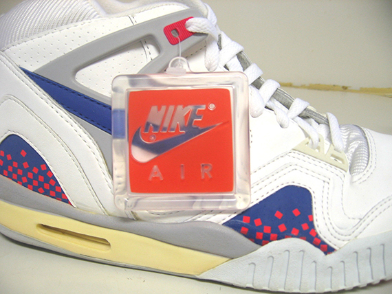 Nike Air Tech Challenge 2 Og White Blue Red 6