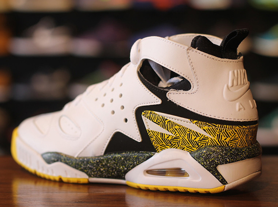 Nike Air Tech Challenge Huarache - Release Date