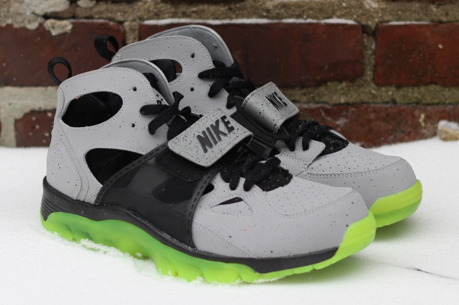 Nike Air Trainer Huarache Nyc 01