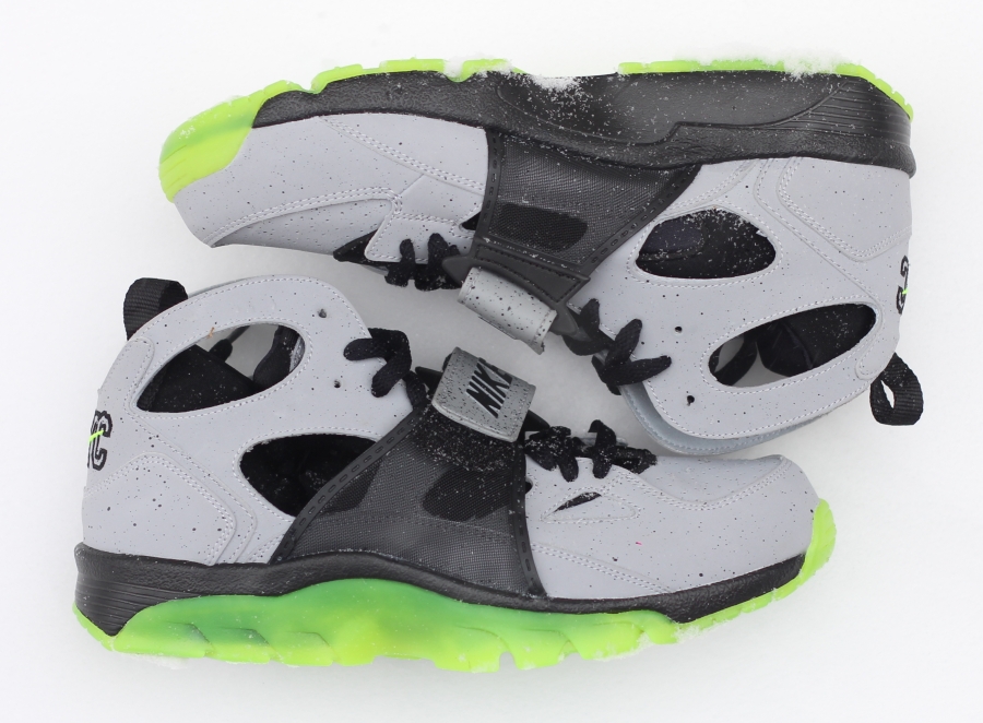 Nike Air Trainer Huarache Nyc 03