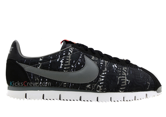 Nike Cortez Nm Yoth Black 1