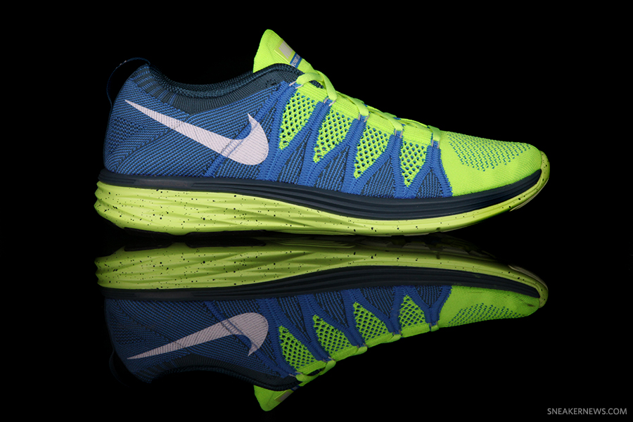 Nike Flyknit Lunar2 Volt White Blue Glow 5