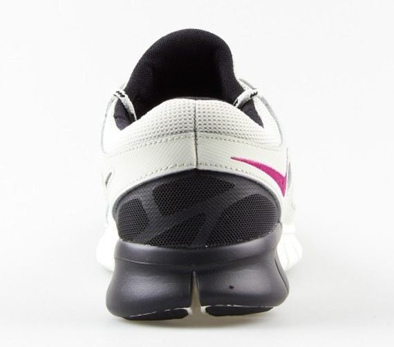 Nike Free Run 2 Light Base Grey Chalk Magenta 04