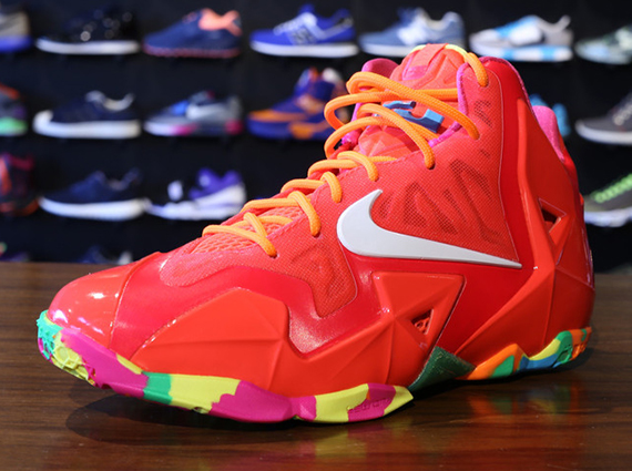 Nike Lebron 11 Gs Laser Crimson 4