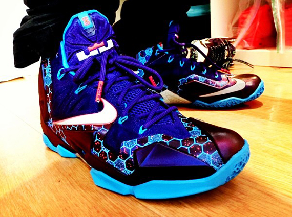 Nike Lebron 11 Hornets