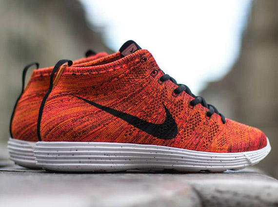 Nike Lunar Flyknit Chukka "Bright Crimson"