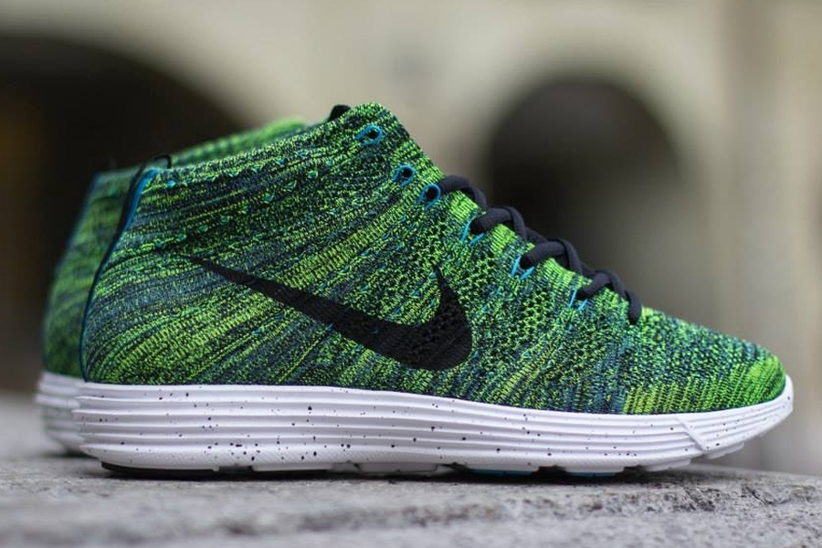 Nike Lunar Flyknit Chukka Night Factor 02