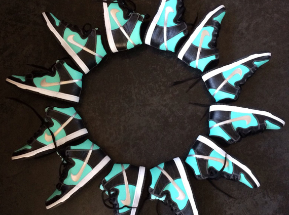 Diamond Supply Co. x  Nike SB Dunk High – Release Date