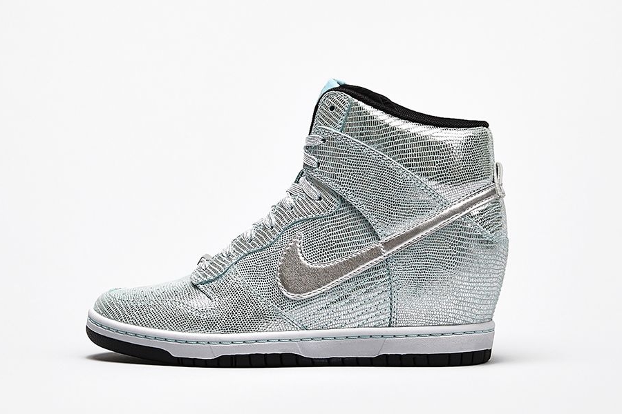 Nike Sportswear Wmns Party Pack Disco Sneakers 03