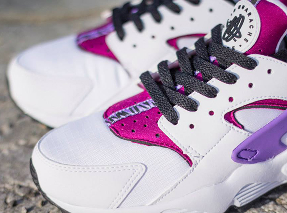 Nike Wmns Air Huarache White Purple Magenta 1