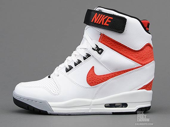 Nike Wmns Air Revolution Sky High White Red 01