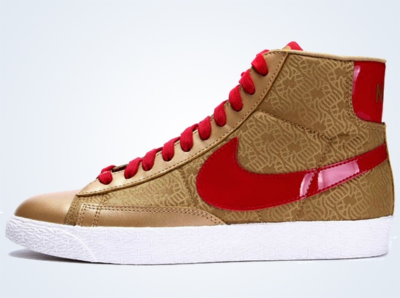 Nike Wmns Blazer Mid Yoth