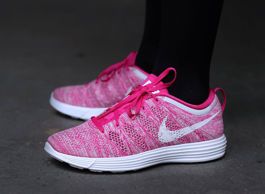 Nike WMNS Flyknit Trainer