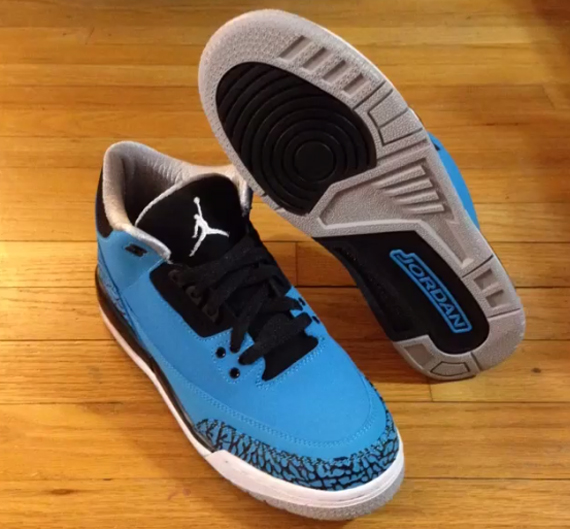 Powder Blue Jordan 3 Gs 3