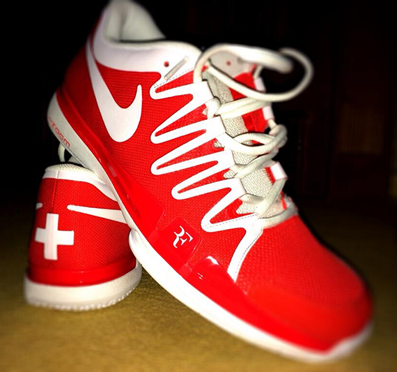 Roger Federer Nike Vapor Tour 9 Swiss 1