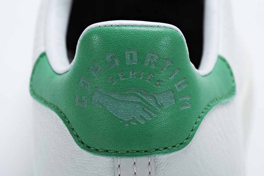 Stan Smith Consortium 13