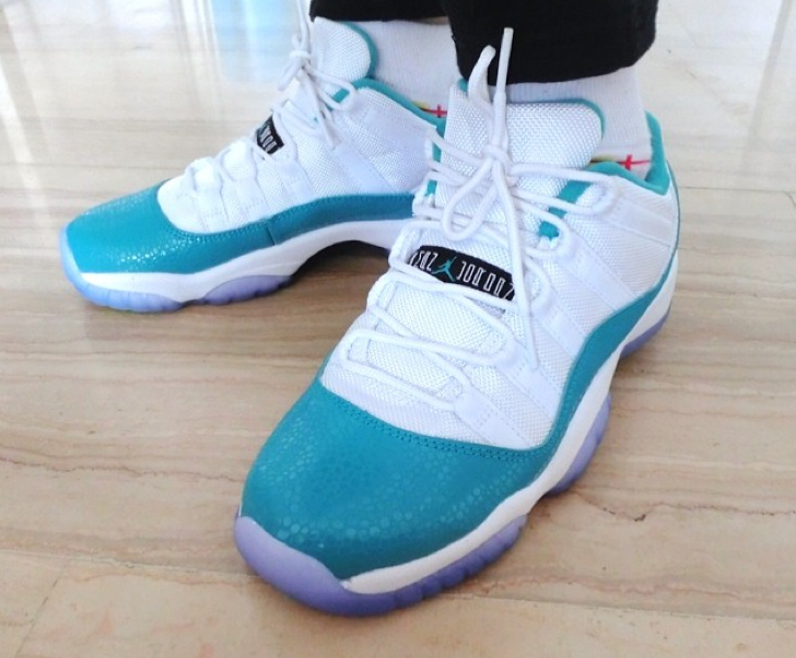 Air Jordan 11 Gs Aqua Volt 02