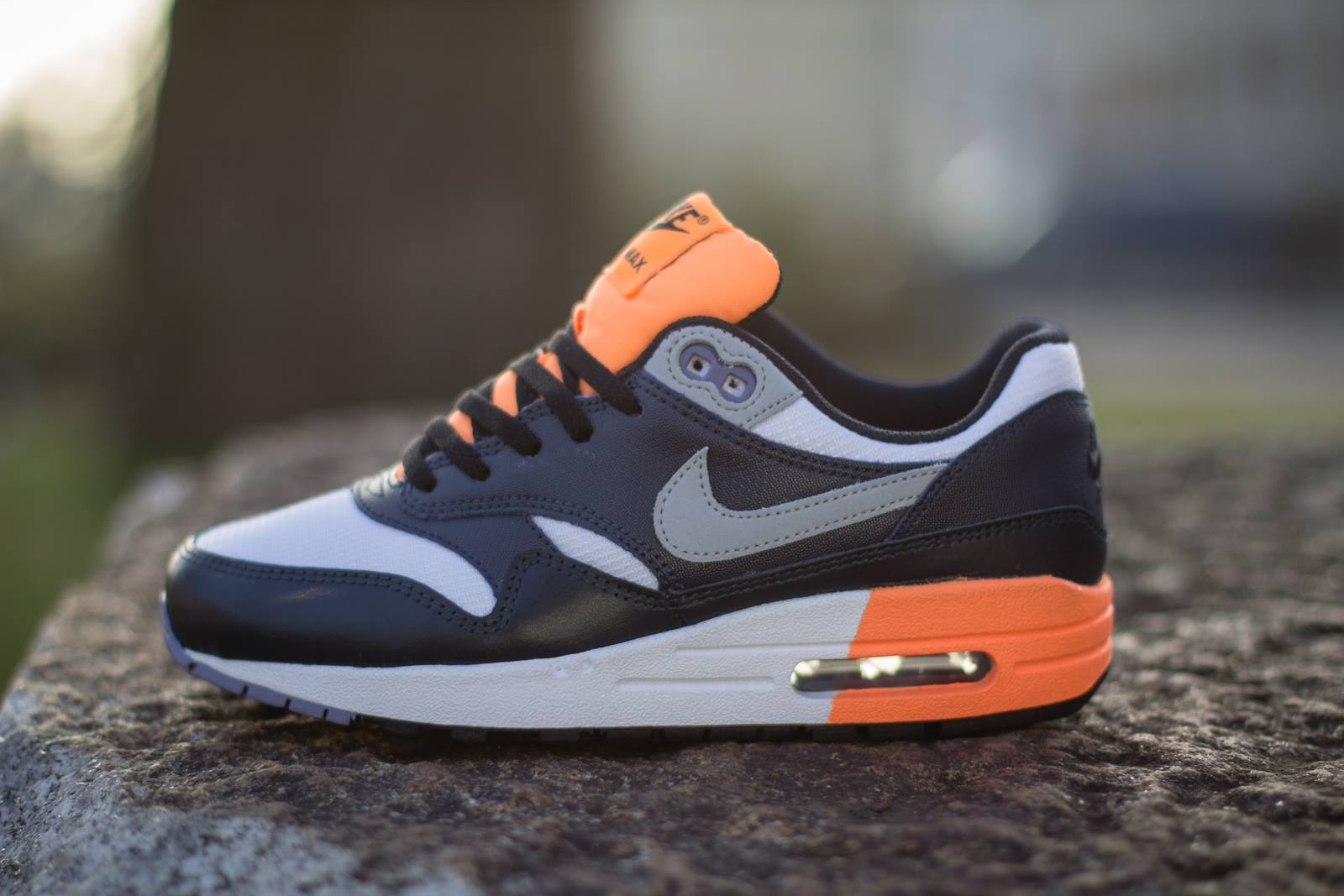 Nike Air Max 1 GS – White – Wolf Grey – Obsidan – Orange
