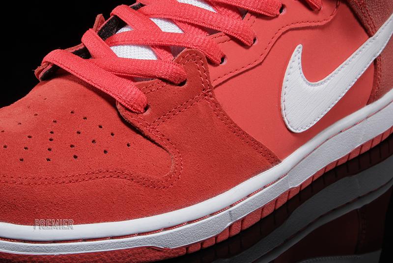 Nike Sb Dunk Mid Light Crimson Available 06