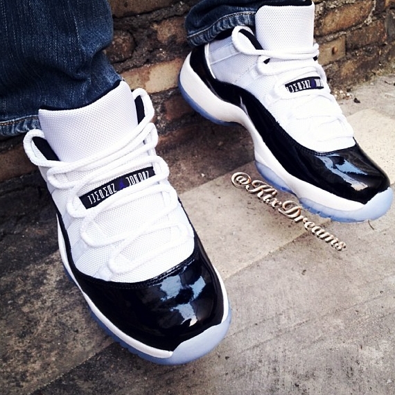 Air Jordan 11 Concord Low 03