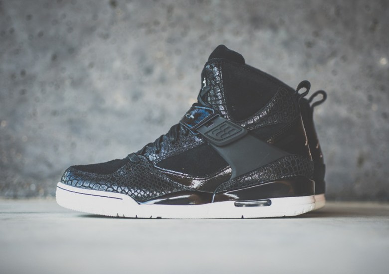 Jordan Flight 45 High “Snakeskin”