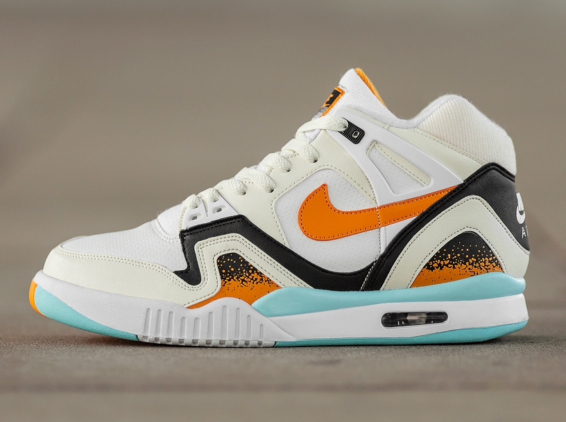 "Kumquat" Nike Air Tech Challenge II