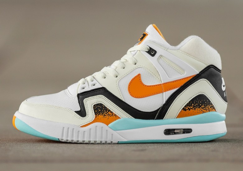 “Kumquat” Nike Air Tech Challenge II