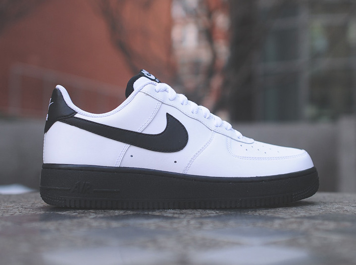 Nike Air Force 1 Low - White - Black