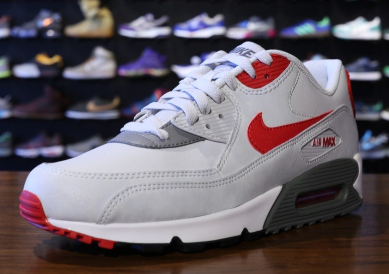 Nike Air Max 90 Essential – White – Lite Base Grey – University Red