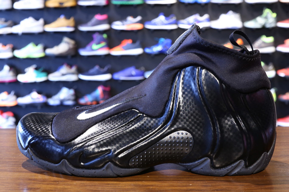 Nike Flightposite Carbon Arriving 1