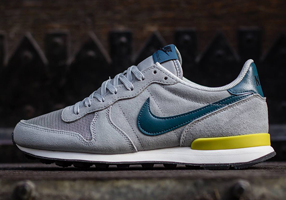 Nike Internationalist Grey Teal Yellow