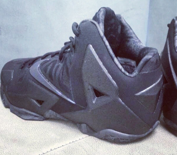 Nike Lebron 11 Black Navy 1