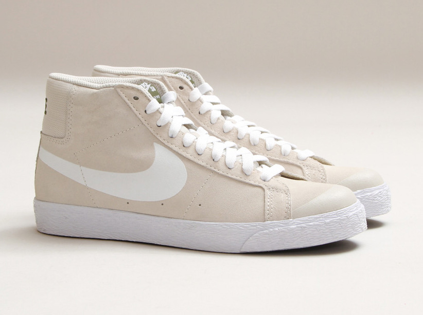 Nike SB Blazer Premium SE - Light Ore - Wood Brown