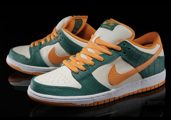 Nike SB Dunk Low - Legion Pine - Flat Opal - Kumquat