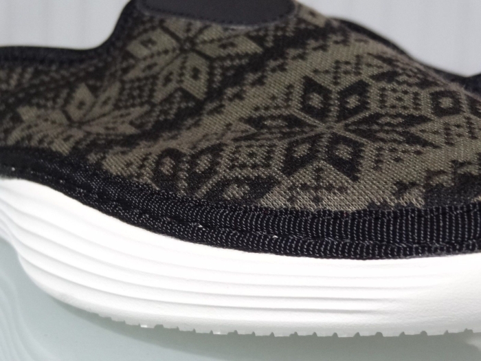 Nike Solarsoft Mule Fair Isle 01