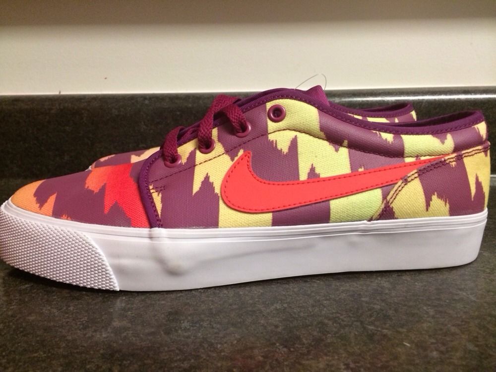 Nike Toki Low Print Unreleased Samples 01