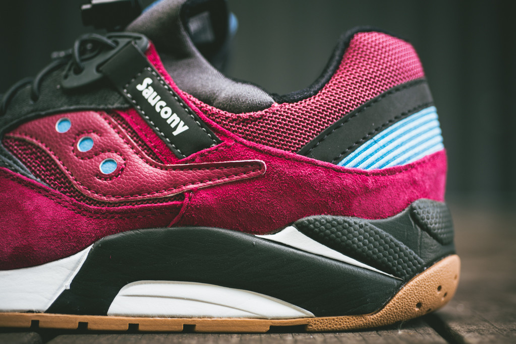 Saucony Grid 9000 Maroon Black Blue 01