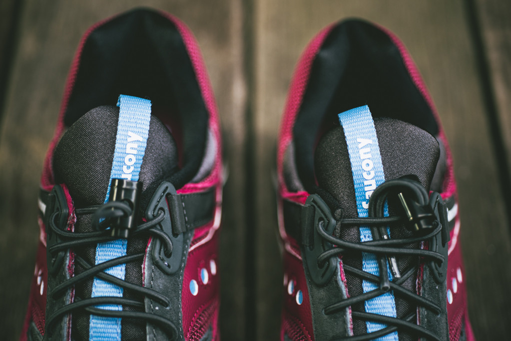 Saucony Grid 9000 Maroon Black Blue 05