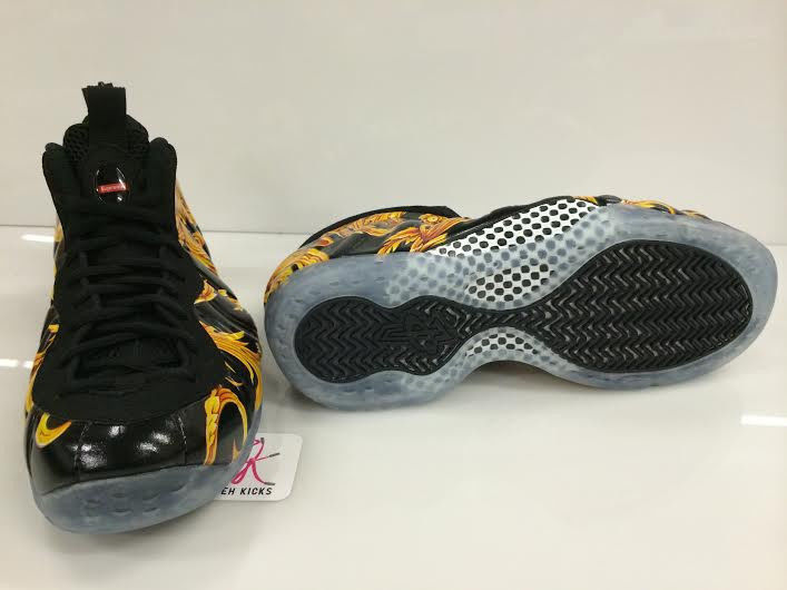 Supreme Foamposites Black 02