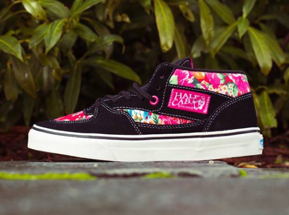 Vans Half Cab Multi Floral