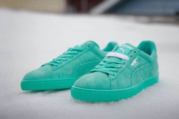 Puma Suede Classic Electric Green 03