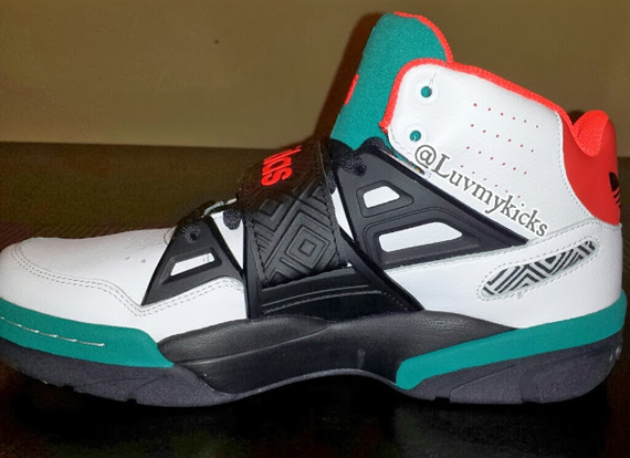 Adidas Mutombo Trainer 3