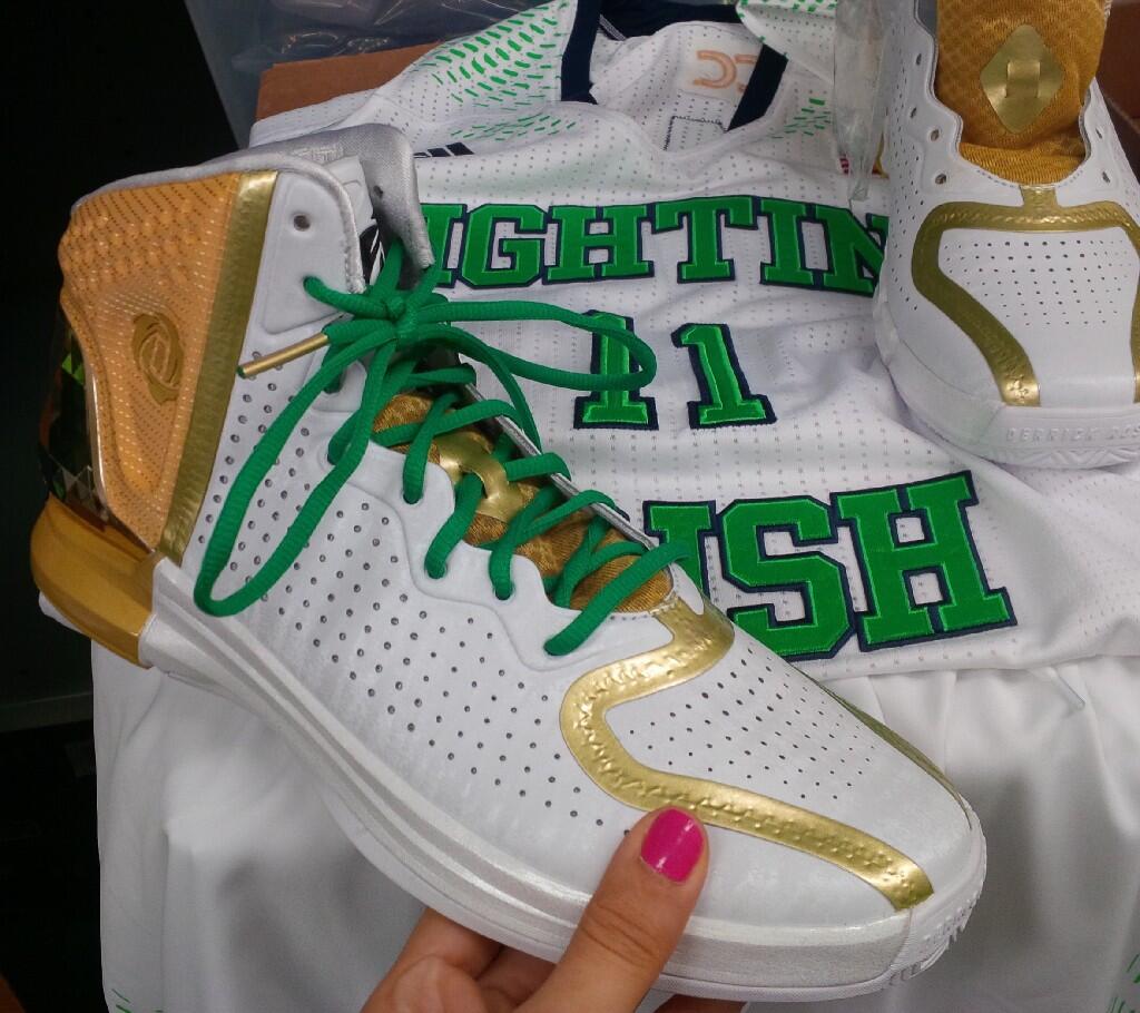 Aiddas D Rose 4 Fightin Irish Pe 1