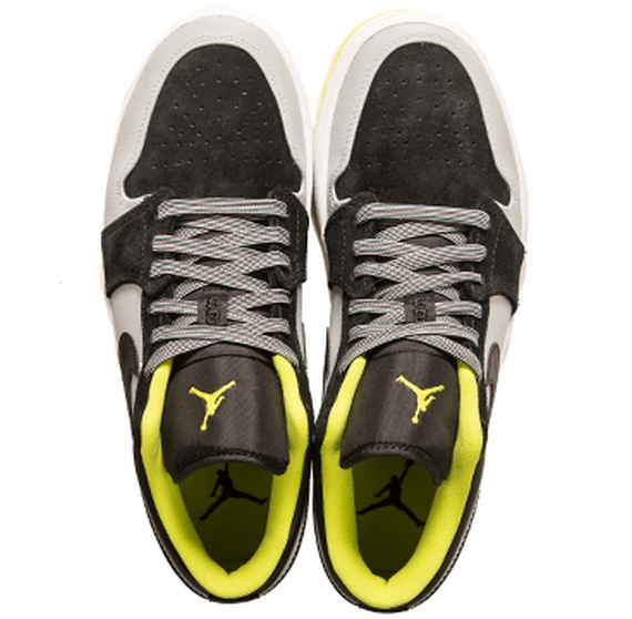 Air Jordan 1 Low Venom Green 4