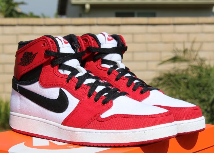 Air Jordan 1 Retro KO High "Chicago" - Available Early on eBay