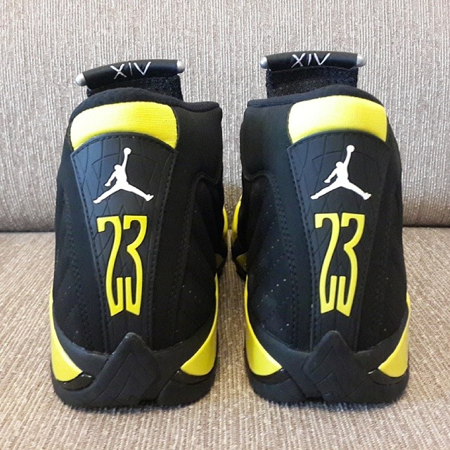 Air Jordan 14 Retro Thunder 02